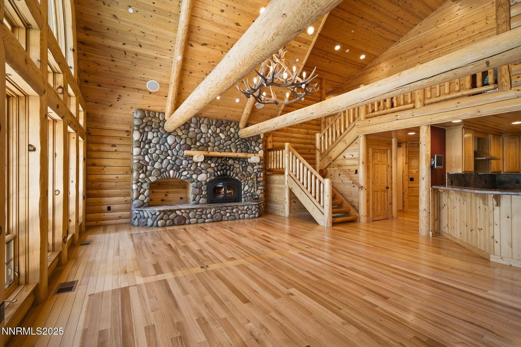 Gardnerville, Nevada, 89460, United States, 4 Bedrooms Bedrooms, ,5.5 BathroomsBathrooms,Residential,Forsale,1967394