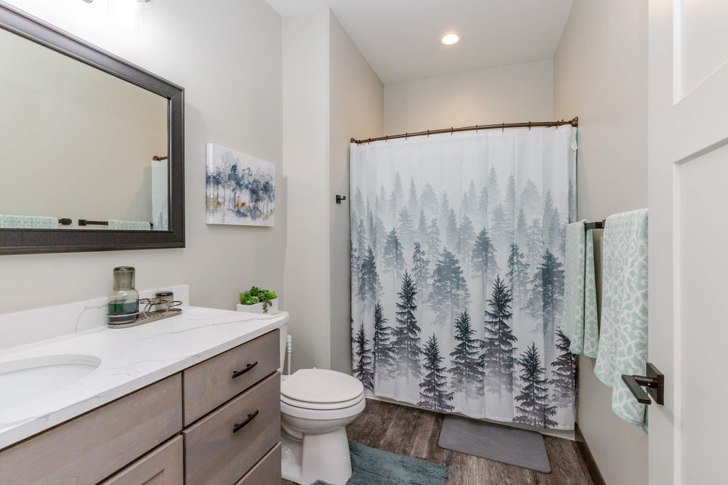 Rapid City, South Dakota, 57702, United States, 3 Bedrooms Bedrooms, ,2 BathroomsBathrooms,Residential,Forsale,1914674