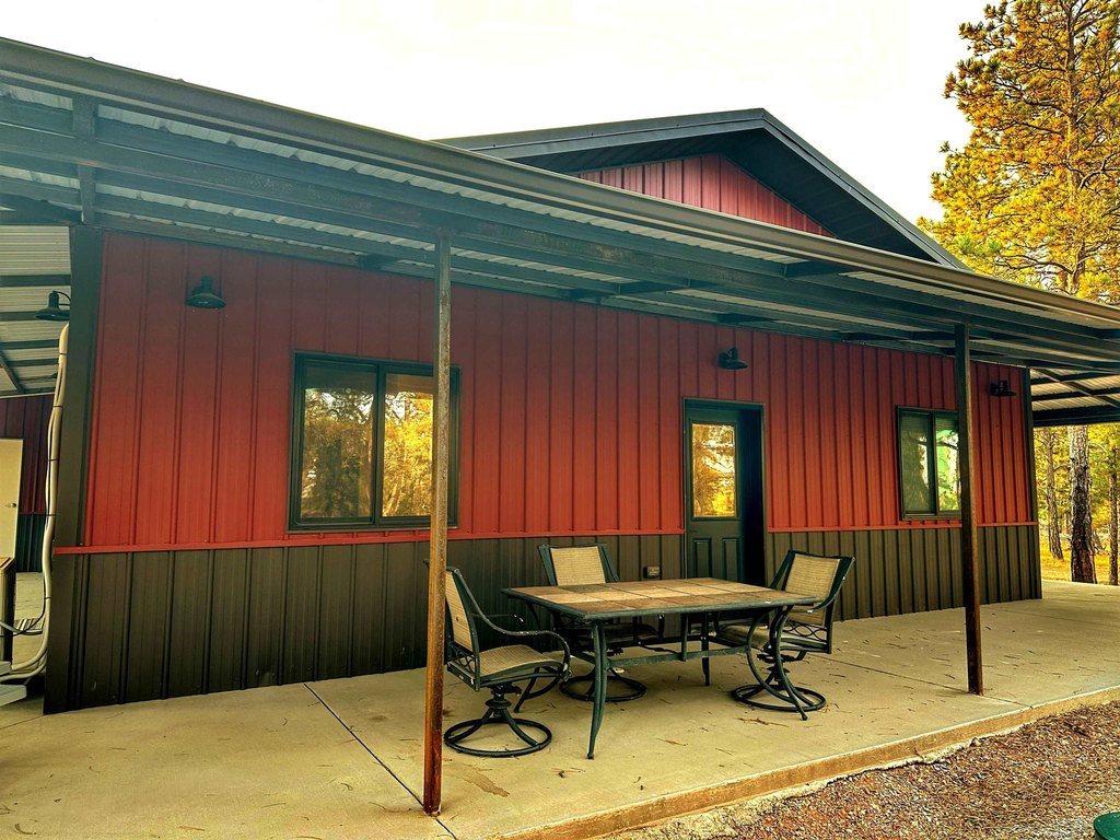 Moorcroft, Wyoming, 82721, United States, 2 Bedrooms Bedrooms, ,2 BathroomsBathrooms,Residential,Forsale,1897897