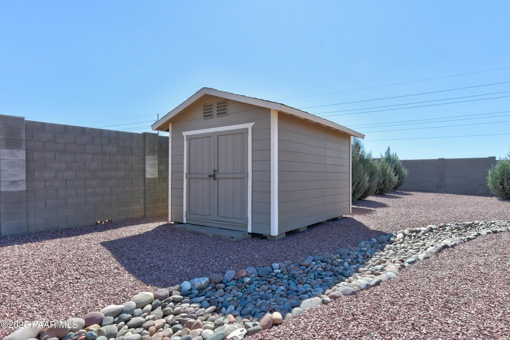 Prescott Valley, Arizona, 86315, United States, 3 Bedrooms Bedrooms, ,2.5 BathroomsBathrooms,Residential,Forsale,1883977