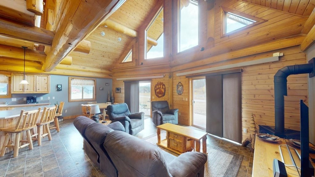 Hill City, South Dakota, 57745, United States, 3 Bedrooms Bedrooms, ,2 BathroomsBathrooms,Residential,Forsale,1919011