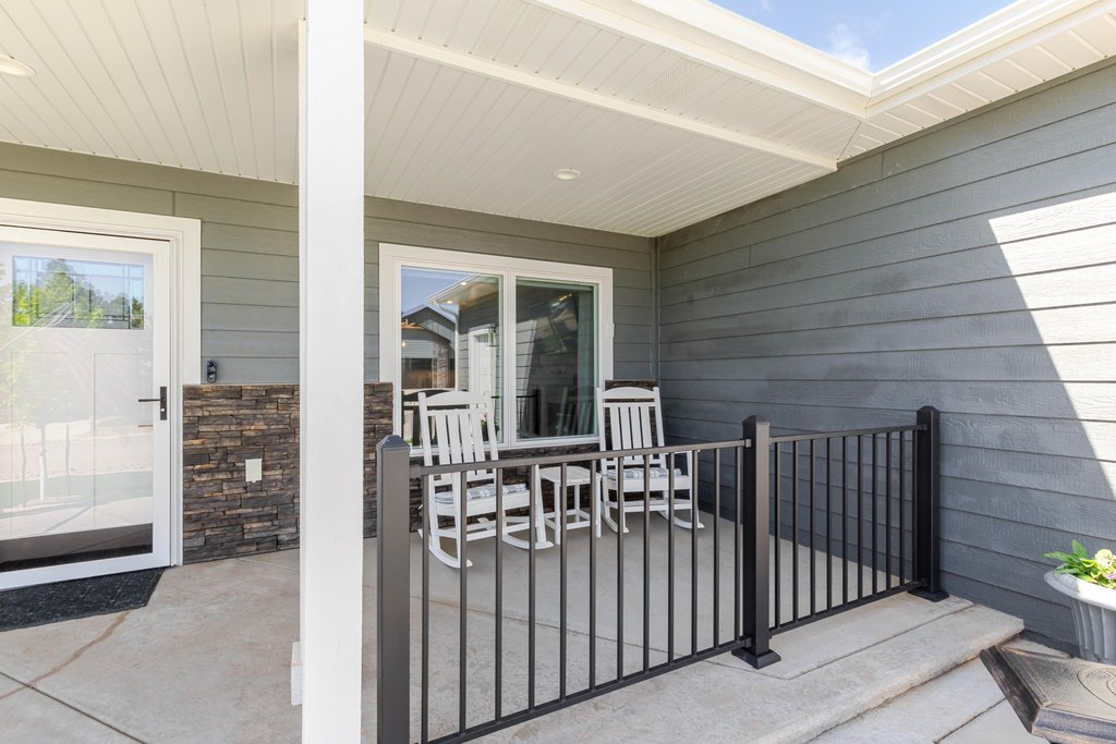 Rapid City, South Dakota, 57702, United States, 3 Bedrooms Bedrooms, ,2 BathroomsBathrooms,Residential,Forsale,1914674