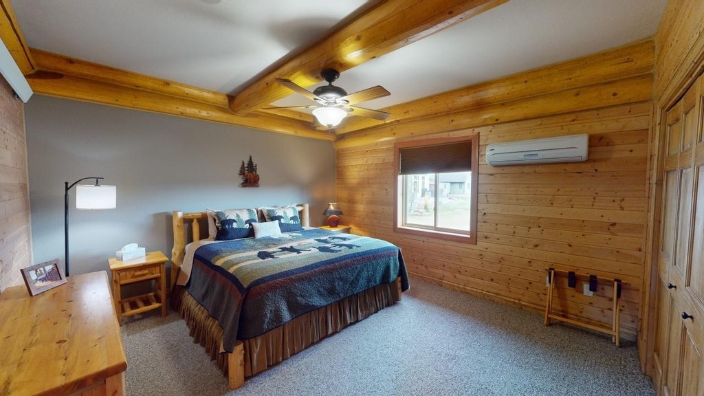 Hill City, South Dakota, 57745, United States, 3 Bedrooms Bedrooms, ,2 BathroomsBathrooms,Residential,Forsale,1919011