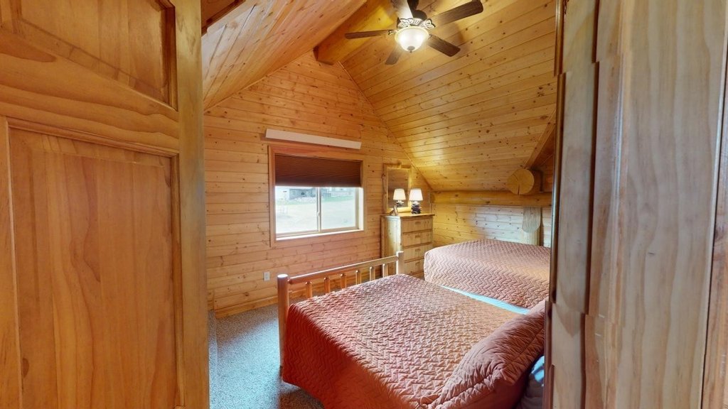 Hill City, South Dakota, 57745, United States, 3 Bedrooms Bedrooms, ,2 BathroomsBathrooms,Residential,Forsale,1919011