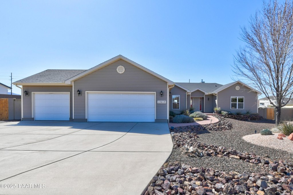 Prescott Valley, Arizona, 86315, United States, 3 Bedrooms Bedrooms, ,2.5 BathroomsBathrooms,Residential,Forsale,1883977