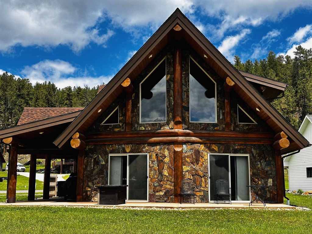 Hill City, South Dakota, 57745, United States, 3 Bedrooms Bedrooms, ,2 BathroomsBathrooms,Residential,Forsale,1919011