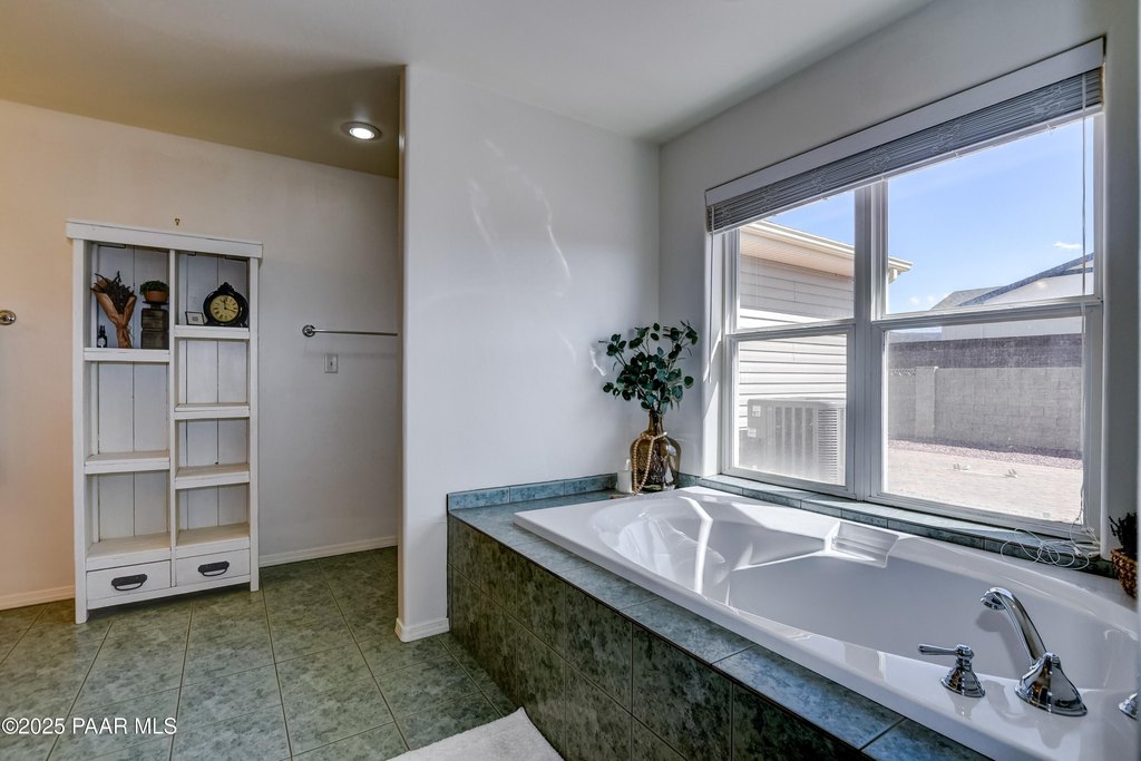 Prescott Valley, Arizona, 86315, United States, 3 Bedrooms Bedrooms, ,2.5 BathroomsBathrooms,Residential,Forsale,1883977