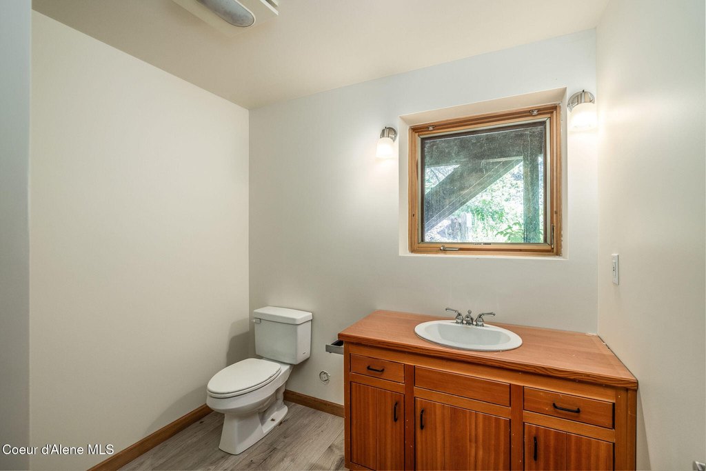 Harrison, Idaho, 83833, United States, 2 Bedrooms Bedrooms, ,2 BathroomsBathrooms,Residential,Forsale,1913849