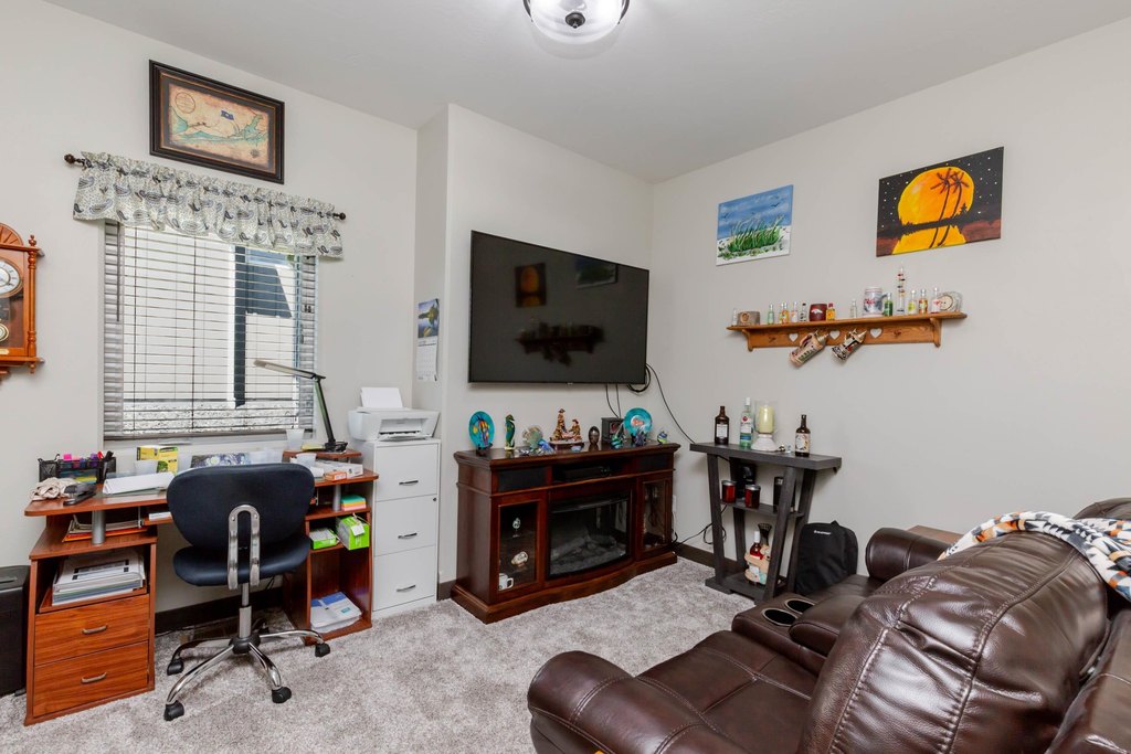 Rapid City, South Dakota, 57702, United States, 3 Bedrooms Bedrooms, ,2 BathroomsBathrooms,Residential,Forsale,1914674