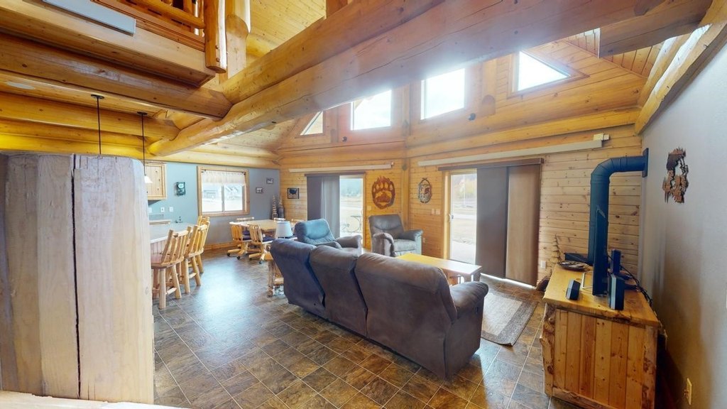 Hill City, South Dakota, 57745, United States, 3 Bedrooms Bedrooms, ,2 BathroomsBathrooms,Residential,Forsale,1919011
