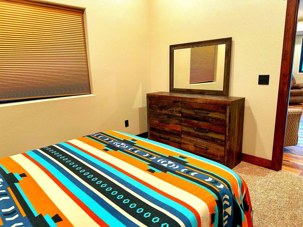 Moorcroft, Wyoming, 82721, United States, 2 Bedrooms Bedrooms, ,2 BathroomsBathrooms,Residential,Forsale,1897897