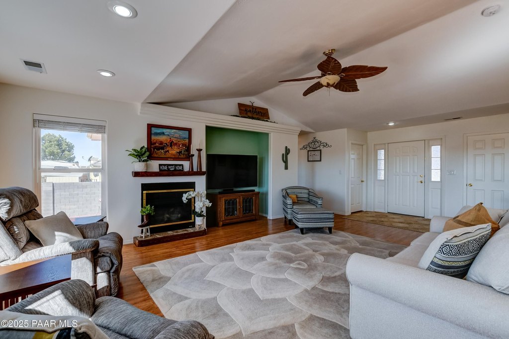 Prescott Valley, Arizona, 86315, United States, 3 Bedrooms Bedrooms, ,2.5 BathroomsBathrooms,Residential,Forsale,1883977