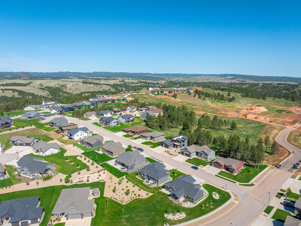 Rapid City, South Dakota, 57702, United States, 3 Bedrooms Bedrooms, ,2 BathroomsBathrooms,Residential,Forsale,1914674