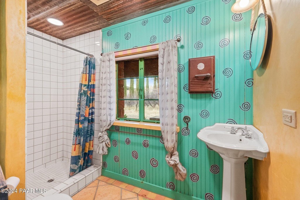 Sedona, Arizona, 86336, United States, 4 Bedrooms Bedrooms, ,4.5 BathroomsBathrooms,Residential,Forsale,1919194