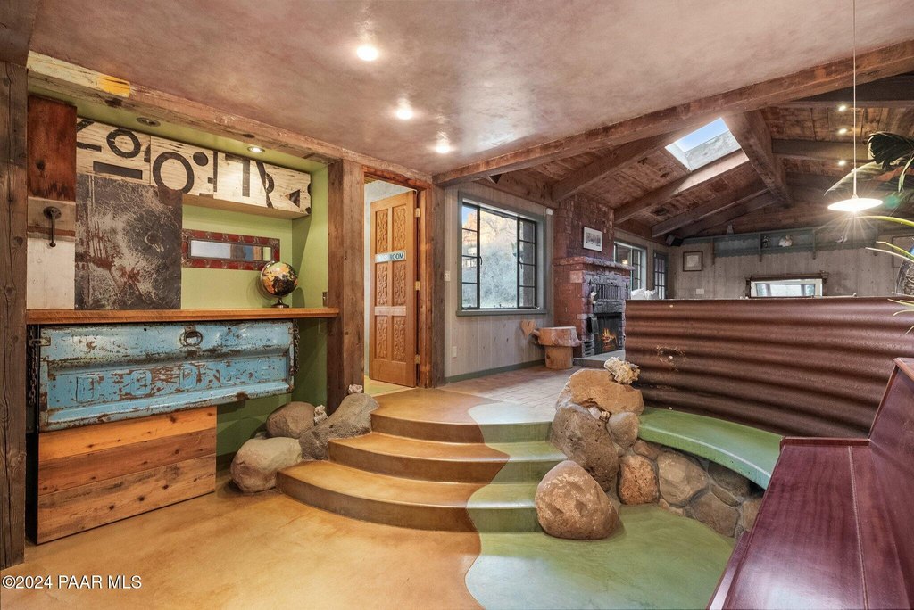 Sedona, Arizona, 86336, United States, 4 Bedrooms Bedrooms, ,4.5 BathroomsBathrooms,Residential,Forsale,1919194