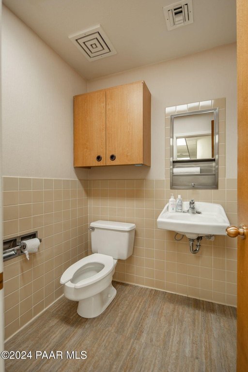 Prescott, Arizona, 86301, United States, ,Commercial,Forsale,1886222