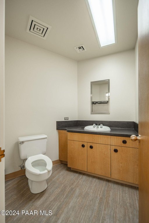 Prescott, Arizona, 86301, United States, ,Commercial,Forsale,1886222