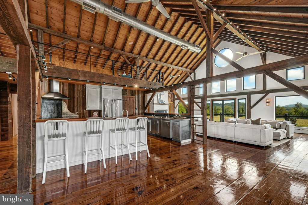 RIEGELSVILLE, Pennsylvania, 18077, United States, 6 Bedrooms Bedrooms, ,9 BathroomsBathrooms,Residential,Forsale,1903998