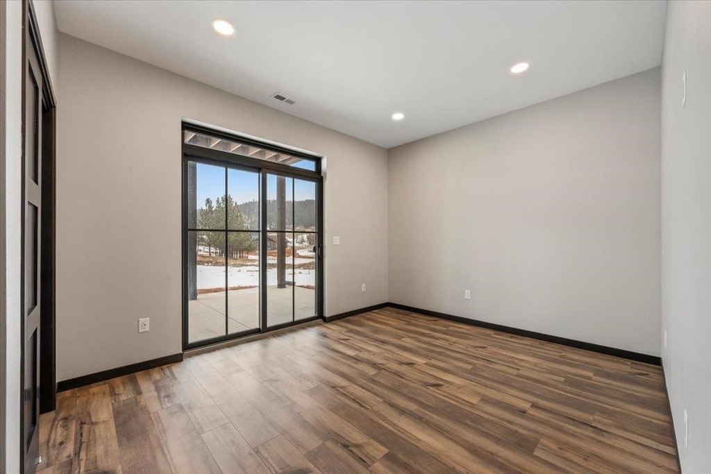 Sturgis, South Dakota, 57785, United States, 4 Bedrooms Bedrooms, ,3 BathroomsBathrooms,Residential,Forsale,2003965