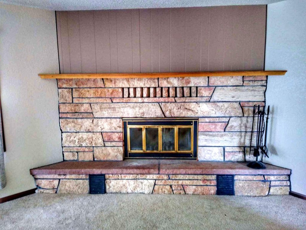 Garryowen, Montana, 59034, United States, 3 Bedrooms Bedrooms, ,2 BathroomsBathrooms,Residential,Forsale,1884275