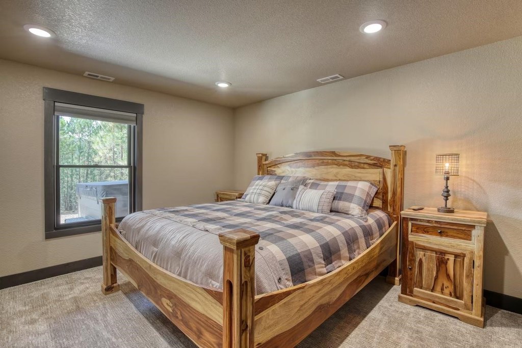 Lead, South Dakota, 57754, United States, 5 Bedrooms Bedrooms, ,3.5 BathroomsBathrooms,Residential,Forsale,1945961