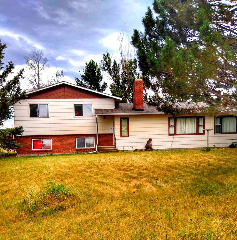 Garryowen, Montana, 59034, United States, 3 Bedrooms Bedrooms, ,2 BathroomsBathrooms,Residential,Forsale,1884275
