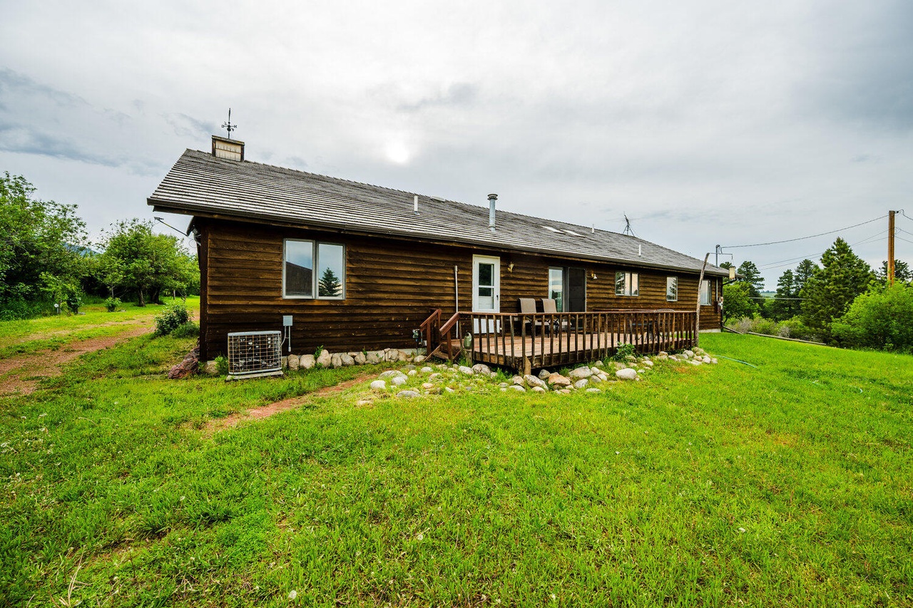 Story, Wyoming, 82842, United States, 3 Bedrooms Bedrooms, ,2 BathroomsBathrooms,Residential,Forsale,1884274