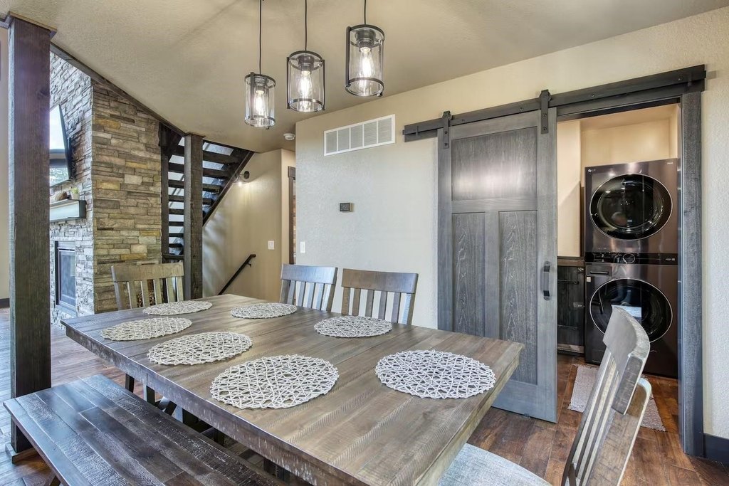 Lead, South Dakota, 57754, United States, 5 Bedrooms Bedrooms, ,3.5 BathroomsBathrooms,Residential,Forsale,1945961