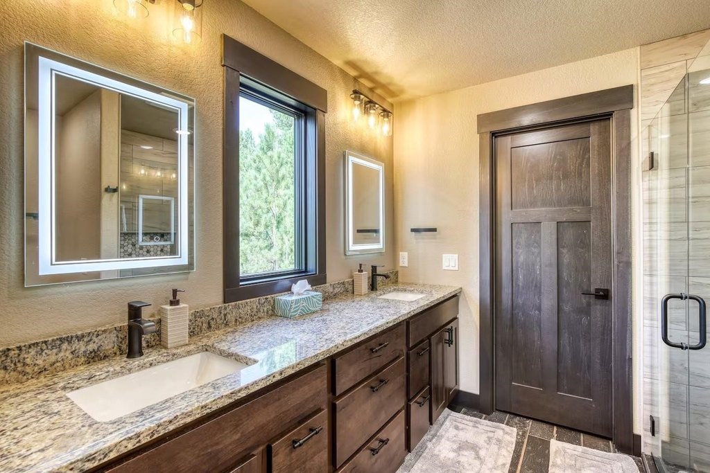 Lead, South Dakota, 57754, United States, 5 Bedrooms Bedrooms, ,3.5 BathroomsBathrooms,Residential,Forsale,1945961