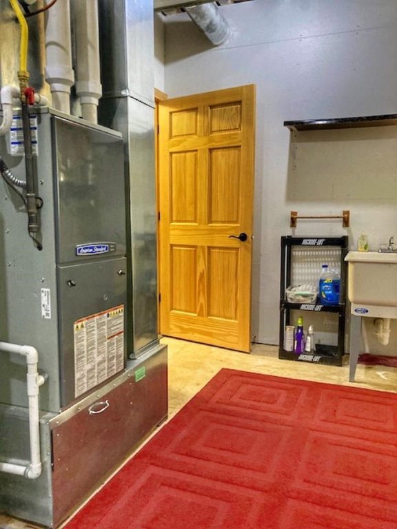 Sundance, Wyoming, 82729, United States, 4 Bedrooms Bedrooms, ,2 BathroomsBathrooms,Residential,Forsale,1884279