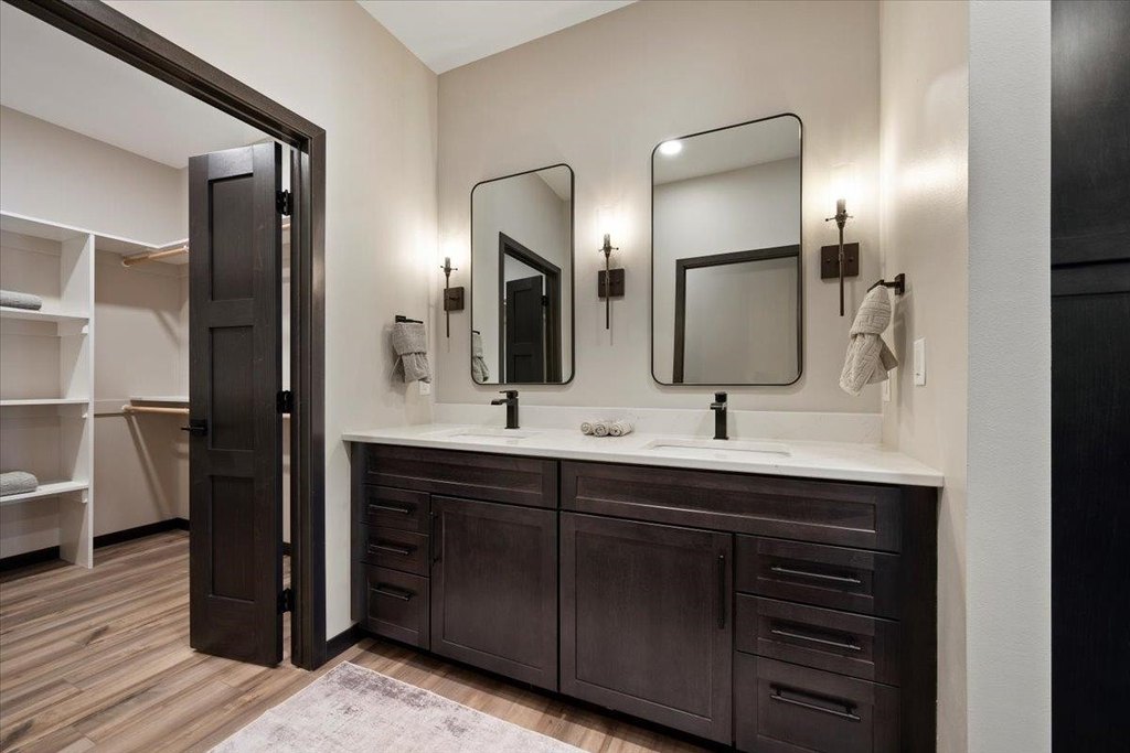 Sturgis, South Dakota, 57785, United States, 4 Bedrooms Bedrooms, ,3 BathroomsBathrooms,Residential,Forsale,2003965