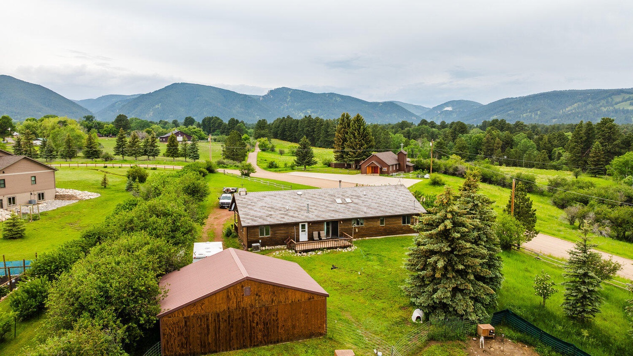 Story, Wyoming, 82842, United States, 3 Bedrooms Bedrooms, ,2 BathroomsBathrooms,Residential,Forsale,1884274