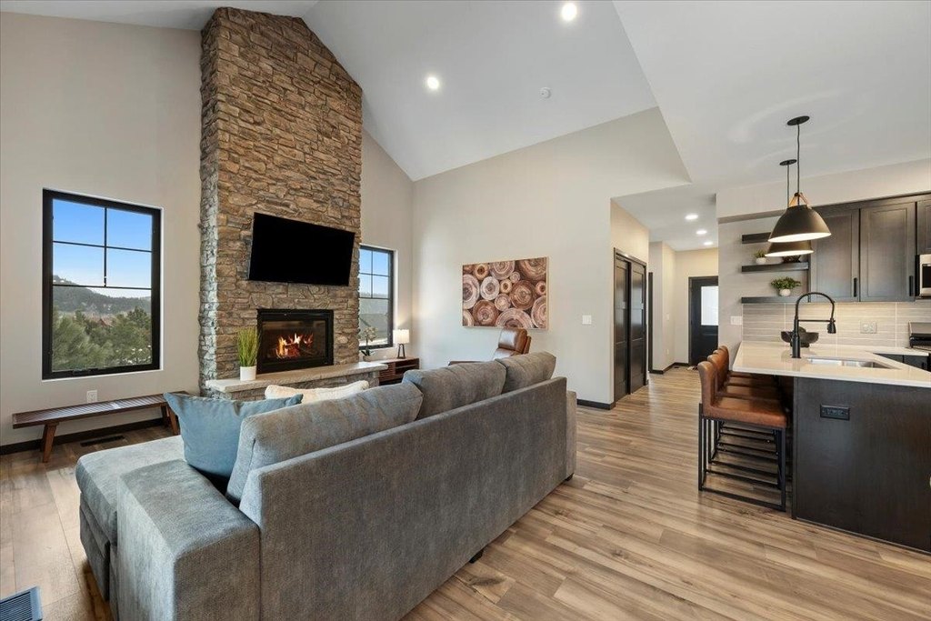 Sturgis, South Dakota, 57785, United States, 4 Bedrooms Bedrooms, ,3 BathroomsBathrooms,Residential,Forsale,2003965