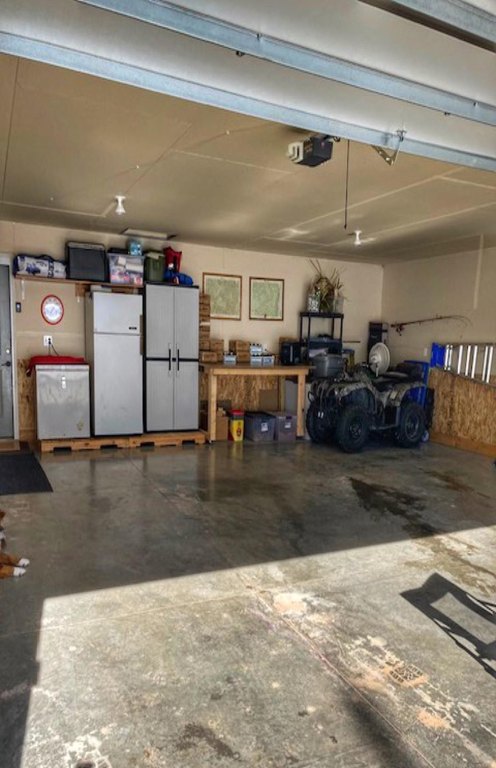 Sundance, Wyoming, 82729, United States, 4 Bedrooms Bedrooms, ,2 BathroomsBathrooms,Residential,Forsale,1884279