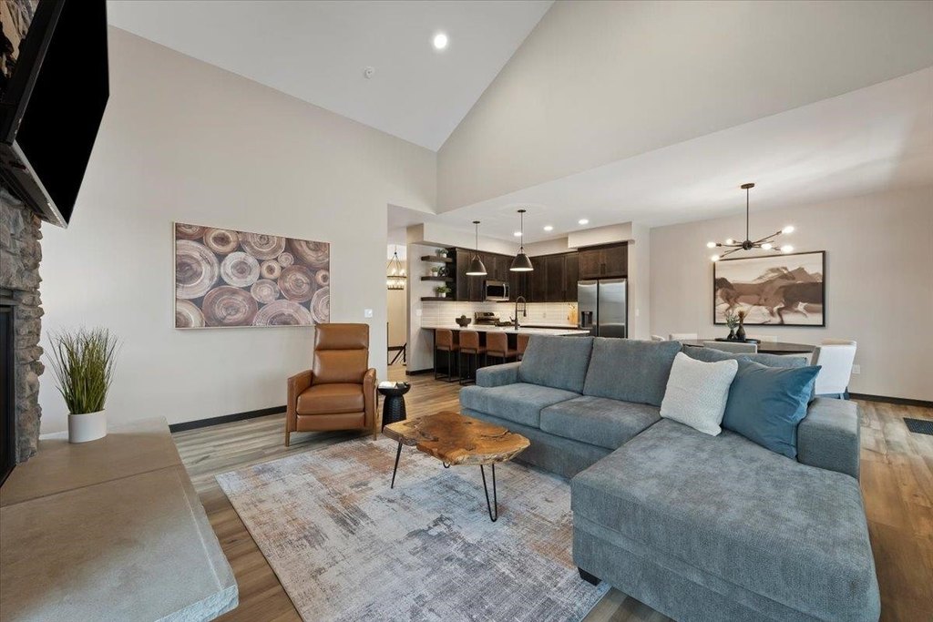 Sturgis, South Dakota, 57785, United States, 4 Bedrooms Bedrooms, ,3 BathroomsBathrooms,Residential,Forsale,2003965