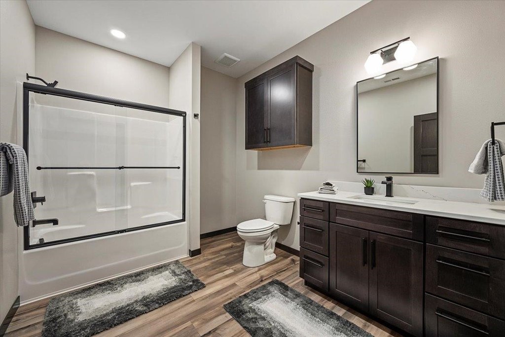 Sturgis, South Dakota, 57785, United States, 4 Bedrooms Bedrooms, ,3 BathroomsBathrooms,Residential,Forsale,2003965