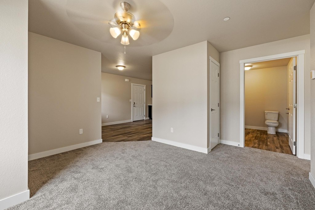 Rapid City, South Dakota, 57701, United States, 5 Bedrooms Bedrooms, ,Residential,Forsale,1945885