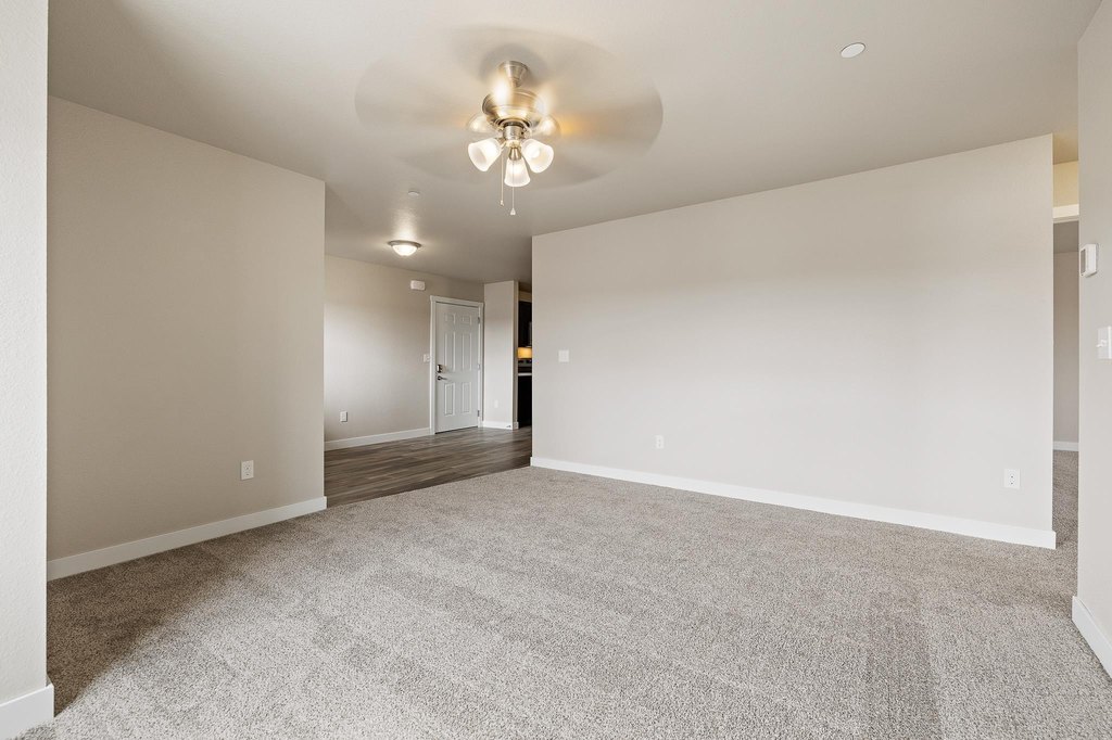 Rapid City, South Dakota, 57701, United States, 5 Bedrooms Bedrooms, ,Residential,Forsale,1945885