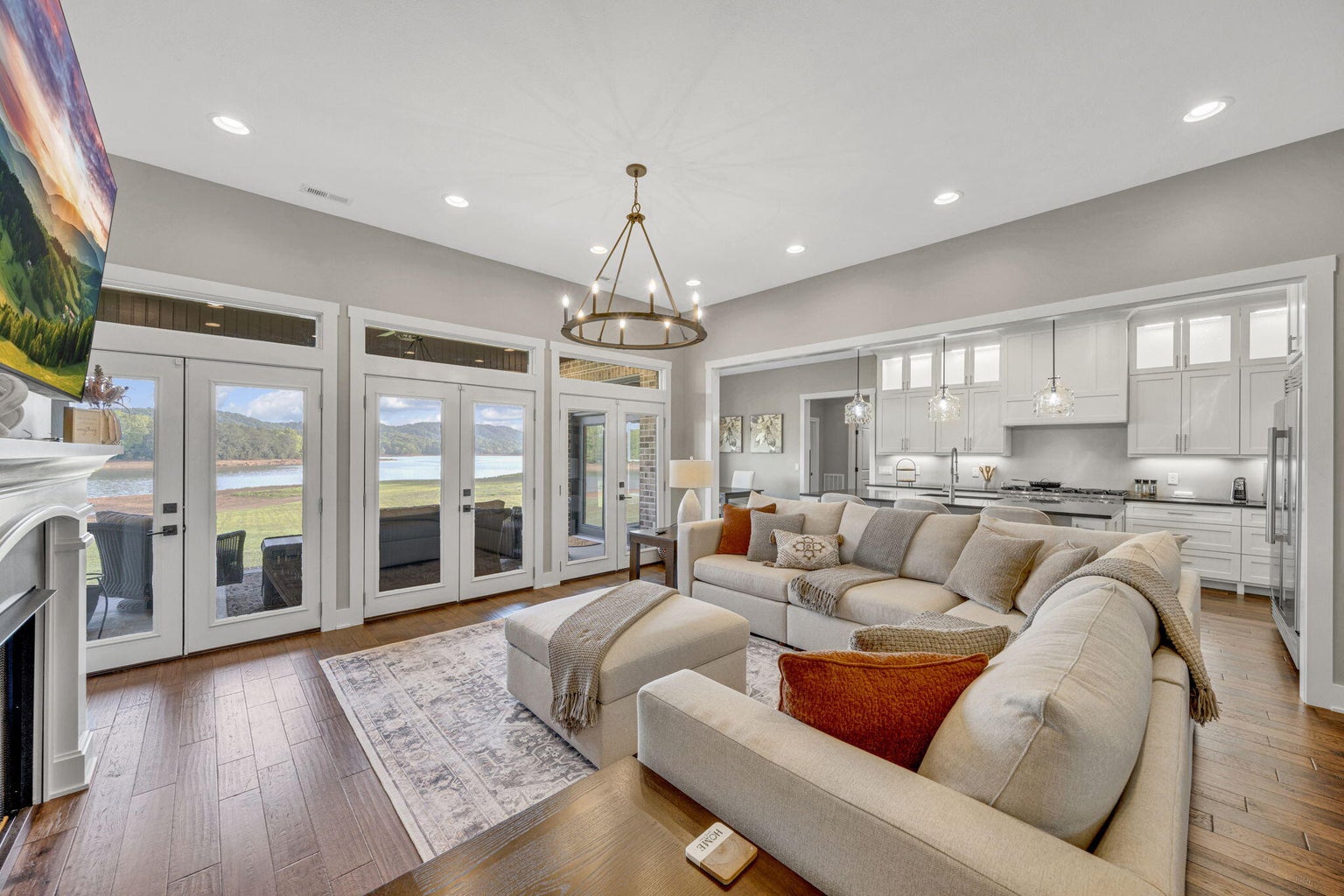 Bean Station, Tennessee, 37708, United States, 3 Bedrooms Bedrooms, ,4 BathroomsBathrooms,Residential,Forsale,1884114
