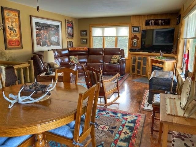 Sundance, Wyoming, 82729, United States, 4 Bedrooms Bedrooms, ,2 BathroomsBathrooms,Residential,Forsale,1884279
