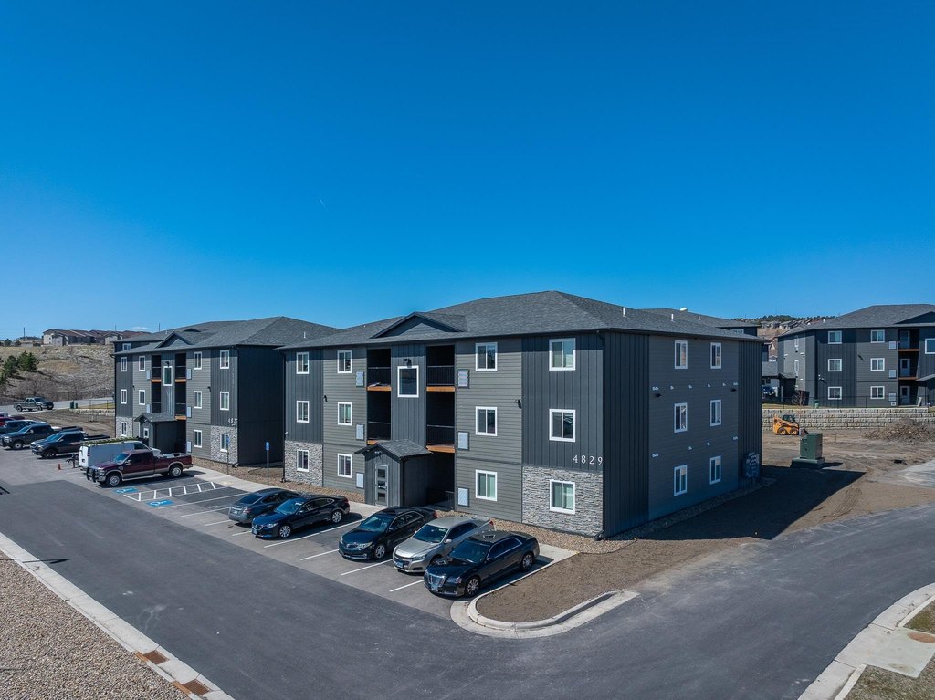 Rapid City, South Dakota, 57701, United States, 5 Bedrooms Bedrooms, ,Residential,Forsale,1945885