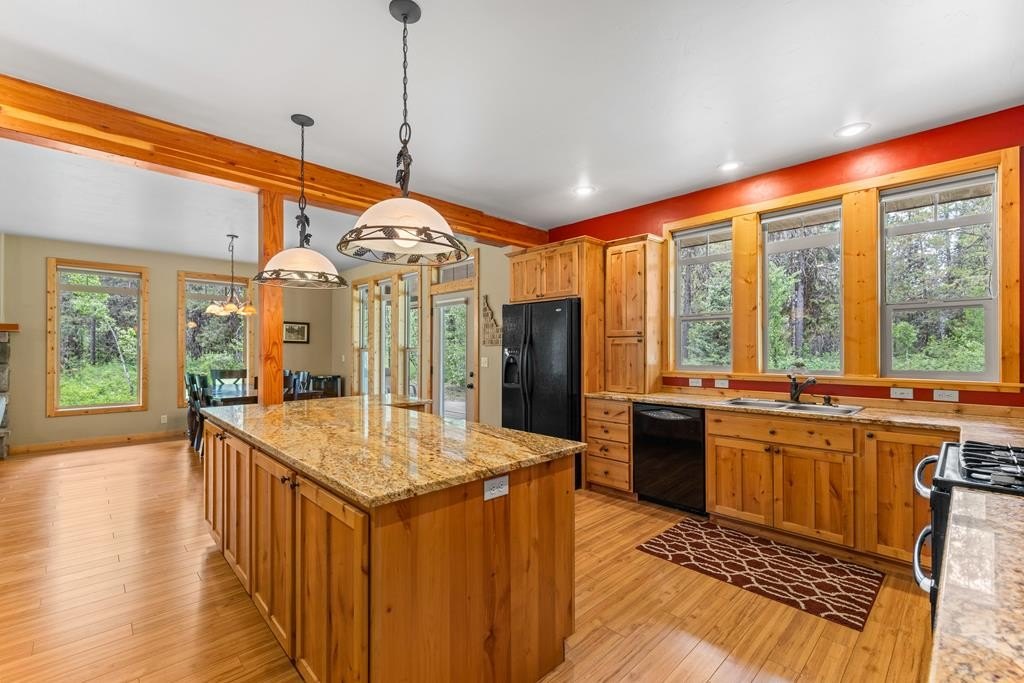 McCall, Idaho, 83638, United States, 3 Bedrooms Bedrooms, ,3.5 BathroomsBathrooms,Residential,Forsale,1889411