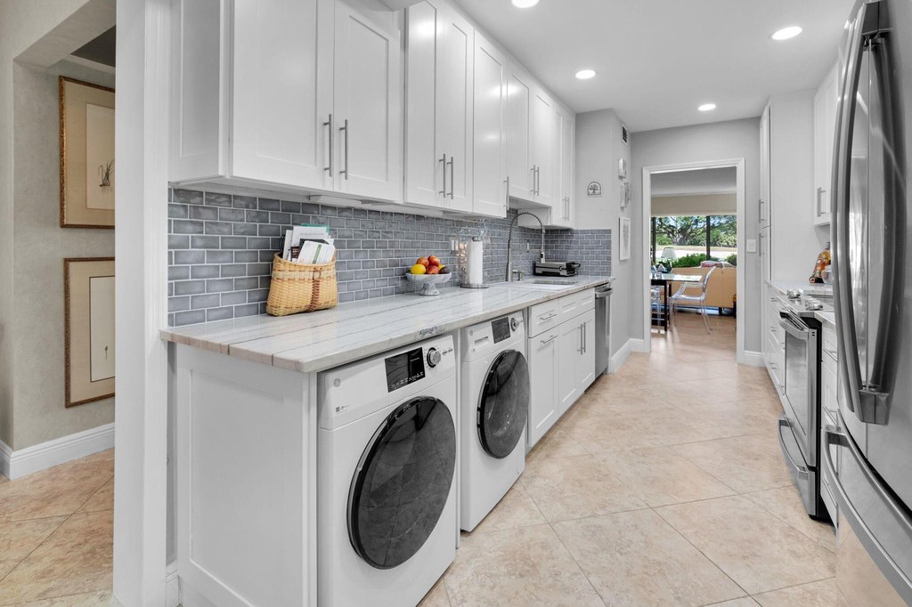 Delray Beach, Florida, 33445, United States, 2 Bedrooms Bedrooms, ,2 BathroomsBathrooms,Residential,Forsale,1969929