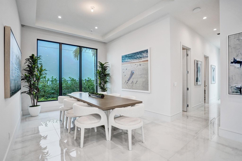 Delray Beach, Florida, 33444, United States, 5 Bedrooms Bedrooms, ,5.5 BathroomsBathrooms,Residential,Forsale,1952120