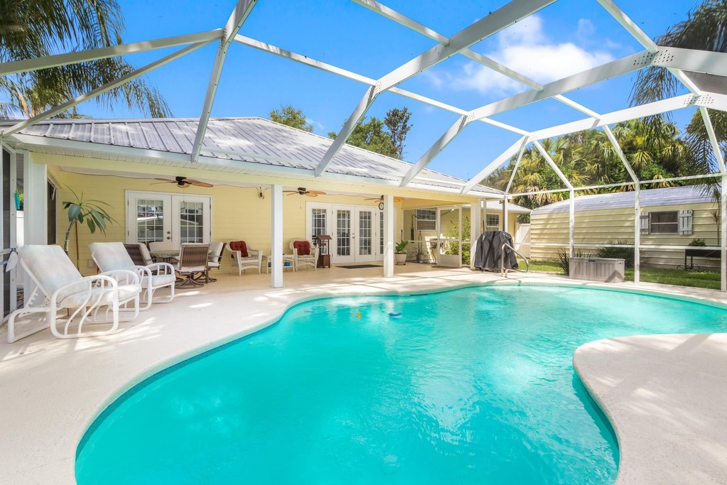 East Palatka, Florida, 32131, United States, 3 Bedrooms Bedrooms, ,2 BathroomsBathrooms,Residential,Forsale,1942469