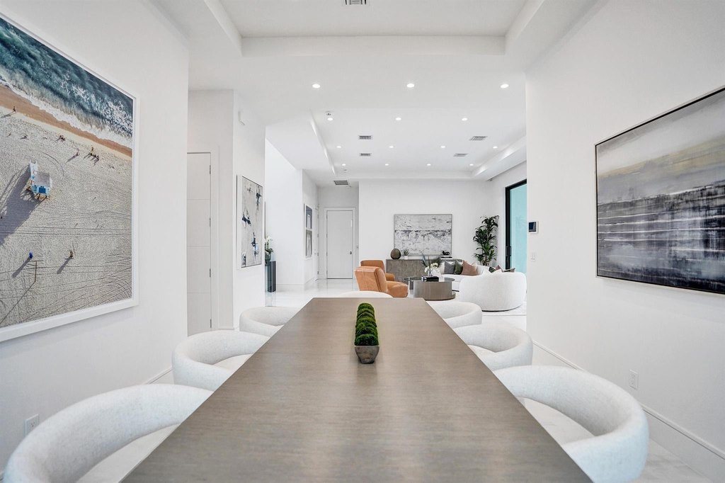 Delray Beach, Florida, 33444, United States, 5 Bedrooms Bedrooms, ,5.5 BathroomsBathrooms,Residential,Forsale,1952120