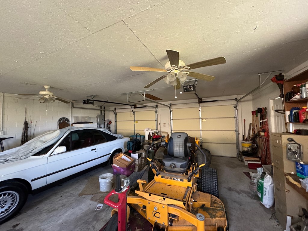 Gainesboro, Tennessee, 38562, United States, 4 Bedrooms Bedrooms, ,2 BathroomsBathrooms,Residential,Forsale,1985897