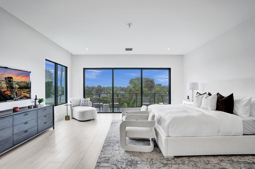 Delray Beach, Florida, 33444, United States, 5 Bedrooms Bedrooms, ,5.5 BathroomsBathrooms,Residential,Forsale,1952120