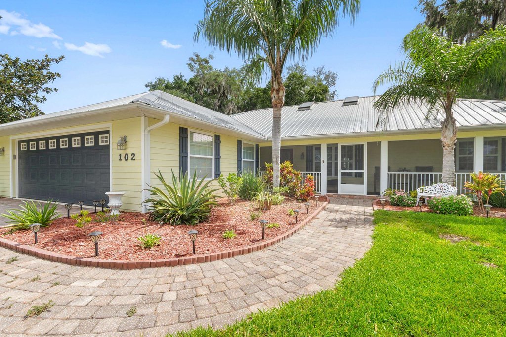 East Palatka, Florida, 32131, United States, 3 Bedrooms Bedrooms, ,2 BathroomsBathrooms,Residential,Forsale,1942469