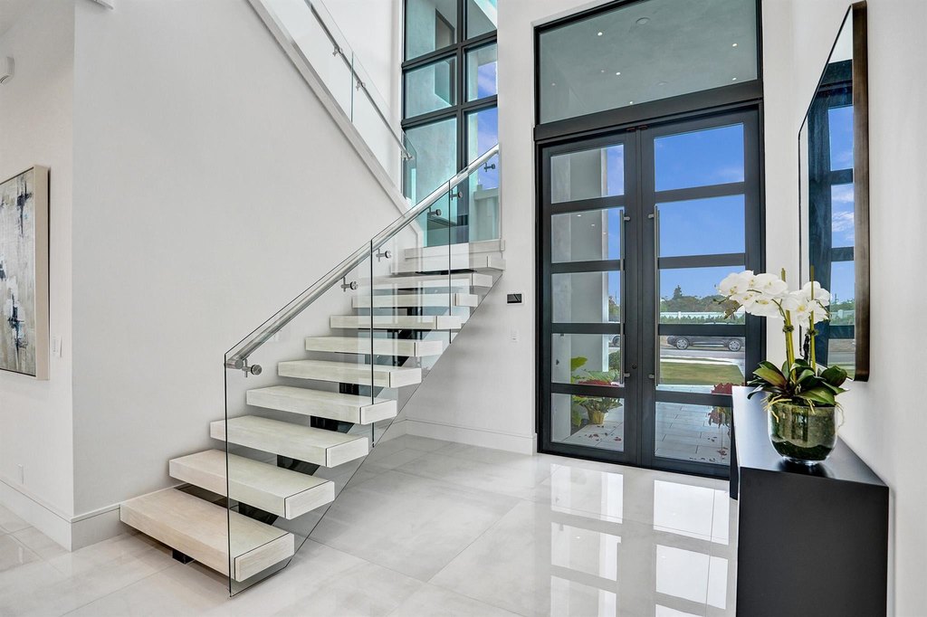 Delray Beach, Florida, 33444, United States, 5 Bedrooms Bedrooms, ,5.5 BathroomsBathrooms,Residential,Forsale,1952120